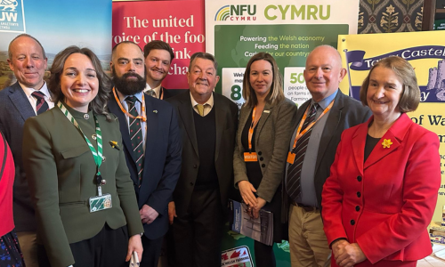 Logistics UK engages with a host of MPs at Food 7 Cymru drop in