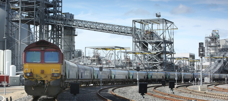 Network Rail tests longer freight trains