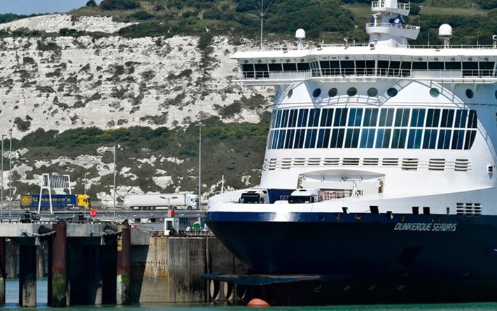 Logistics UK hosts summit addressing economic importance of the Short Straits