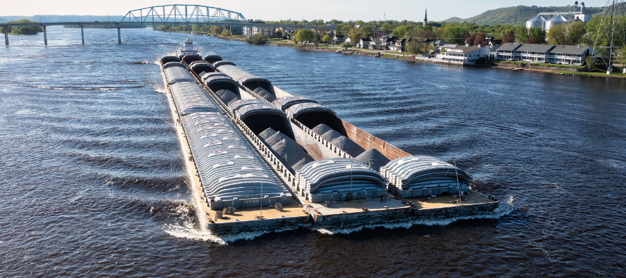“Planning reform essential to enable water freight growth,” says Logistics UK as it publishes new waterborne freight report