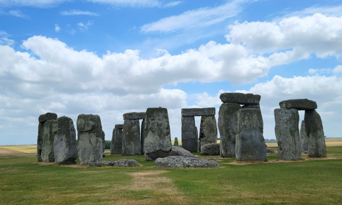 Logistics UK reacts to scrapping of proposed Stonehenge tunnel scheme