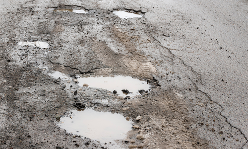 Logistics UK: stricter rules for pothole funding must address road renewal